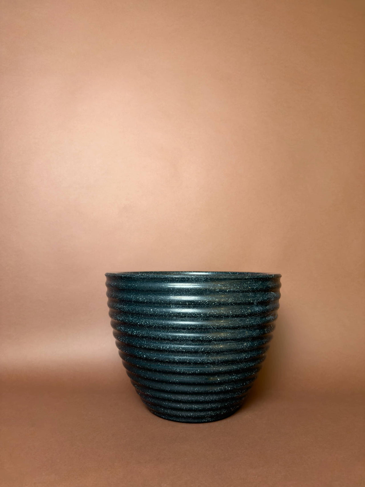 Dalga Saksı Serisi, 28 cm, hafif tasarım, görsel 4 / 5